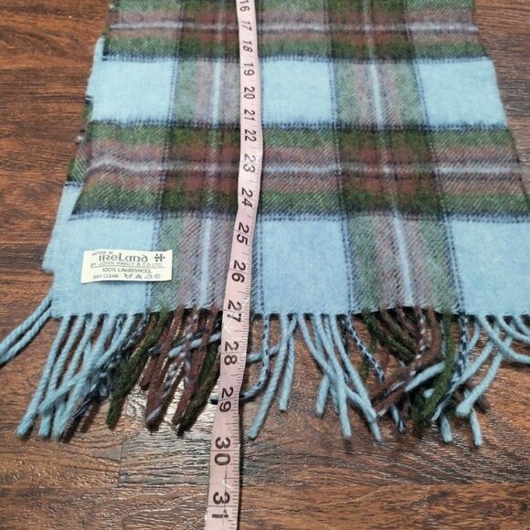 John Hanly & Co. Ltd, Woven In Ireland 100% Lambswool Plaid Scarf, NEW - Picture 6 of 6